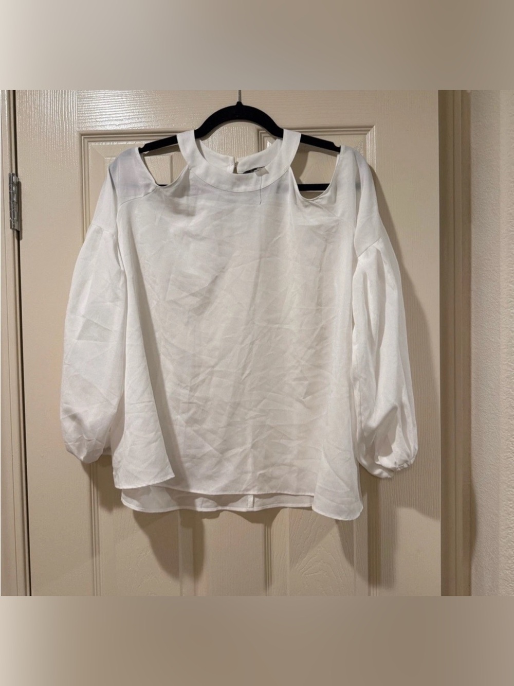 Tahari ASL White Cutout Blouse S | Long Sleeve Elegant Work Top